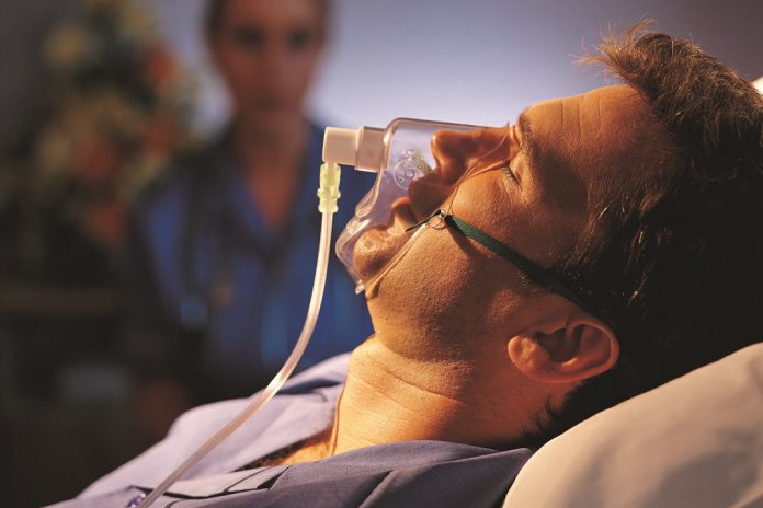 yoğun bakım doktor hasta